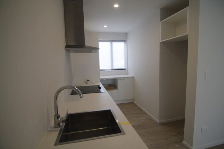 Photo of property in 2/255 Kilmore Street, Christchurch Central, Christchurch, 8011