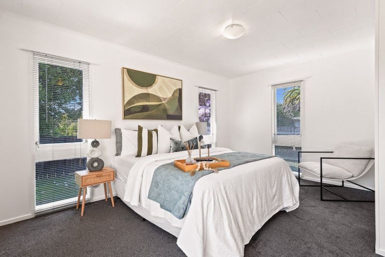 Photo of property in 2 Beryl Place, Pukehangi, Rotorua, 3015