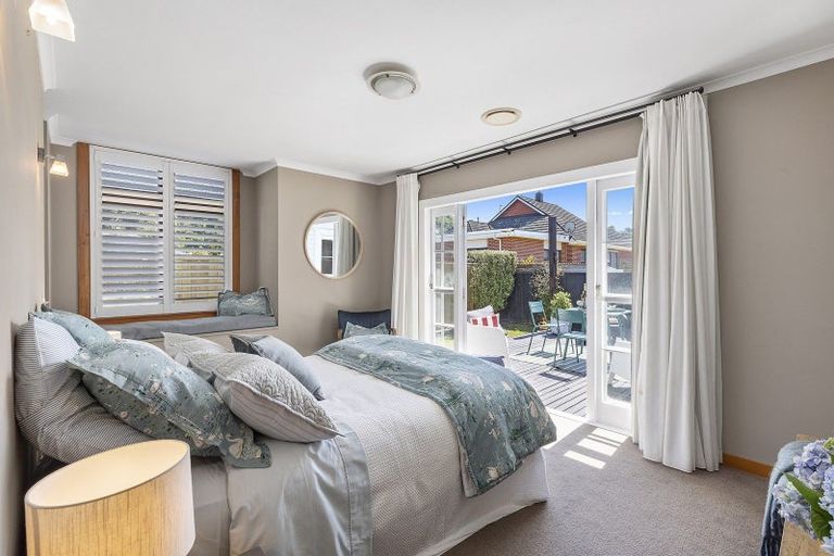 Photo of property in 224 The Parade, Island Bay, Wellington, 6023