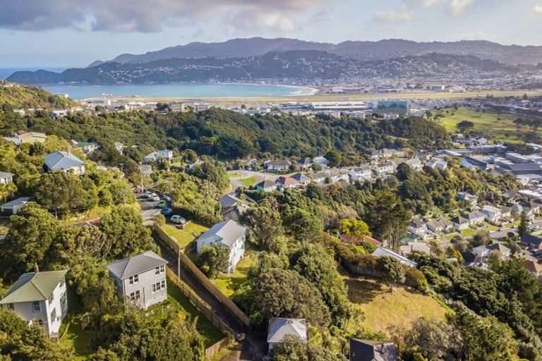 Photo of property in 102 Sidlaw Street, Strathmore Park, Wellington, 6022