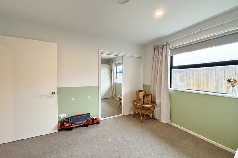 Photo of property in 17 Fairbairn Road, Rolleston, 7614