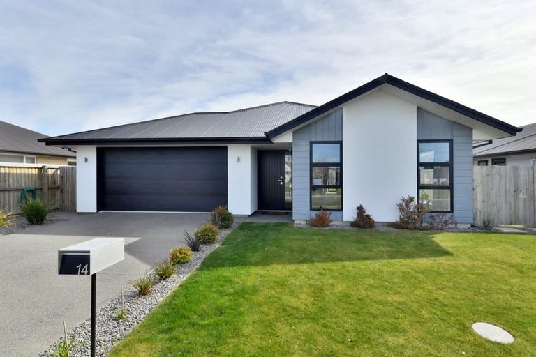 Photo of property in 14 Forge Close, Halswell, Christchurch, 8025
