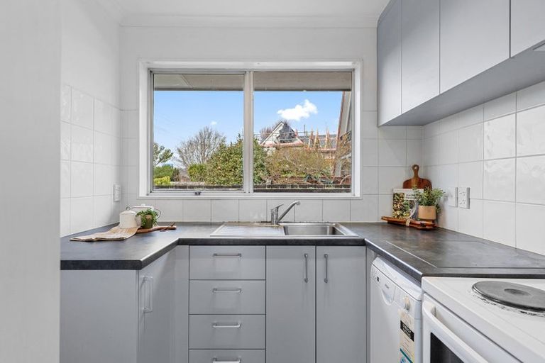 Photo of property in 8 Tosswill Road, Prebbleton, 7604