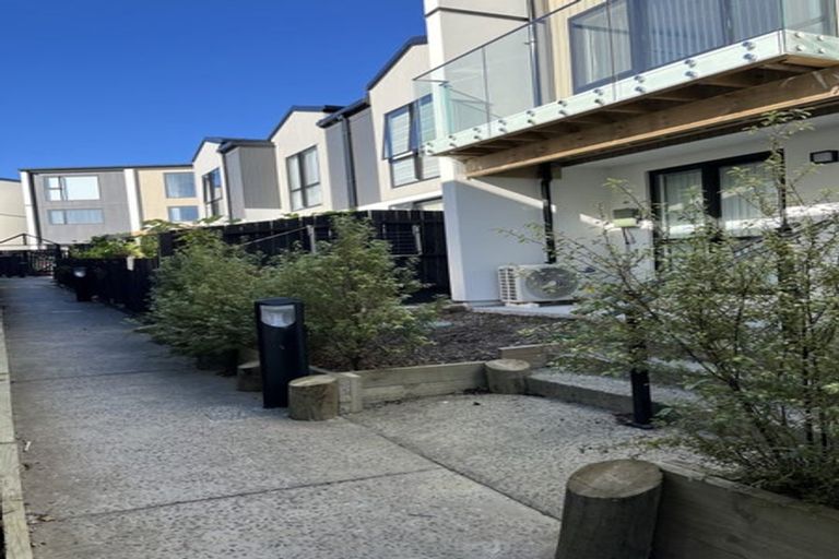 Photo of property in 31 Hinonga Loop, Silverdale, 0932
