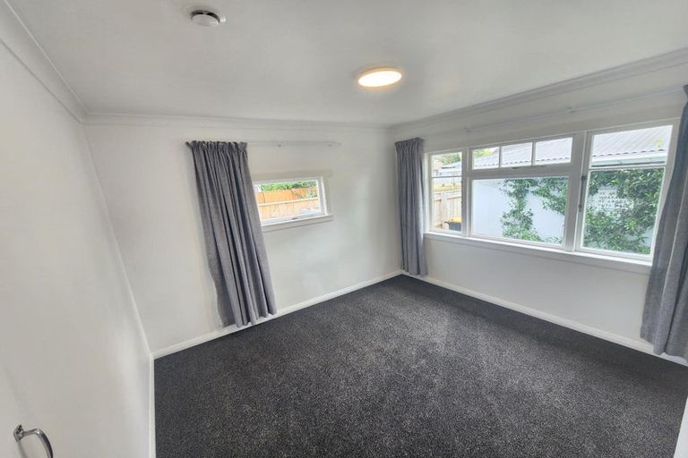 Photo of property in 31 Seddon Street, Takaro, Palmerston North, 4412