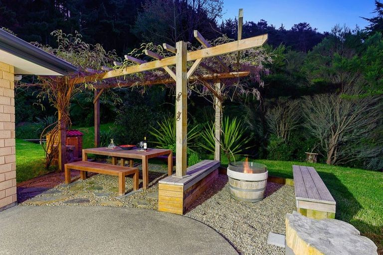 Photo of property in 48 Eucalyptus Way, Nikau Valley, Paraparaumu, 5032