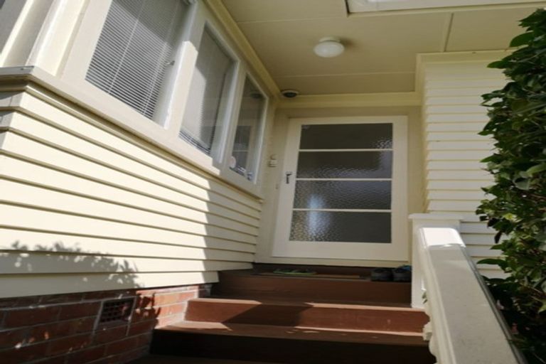 Photo of property in 1/41 Merriefield Avenue, Forrest Hill, Auckland, 0620