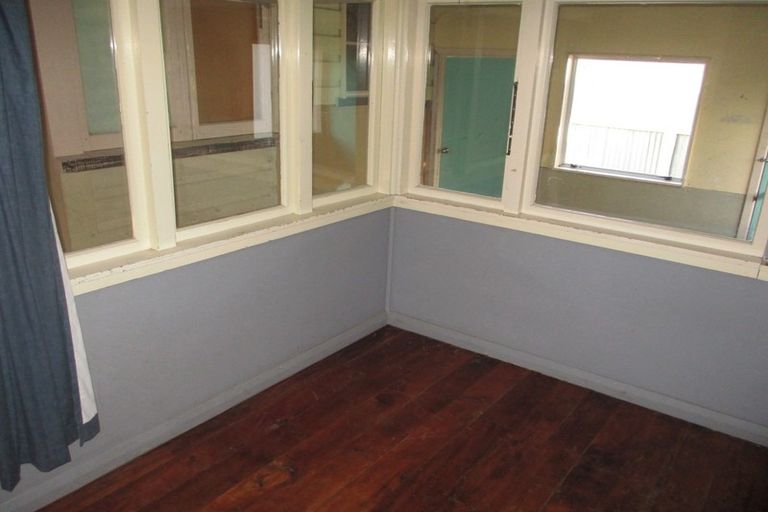 Photo of property in 42 Durham Street, Levin, 5510