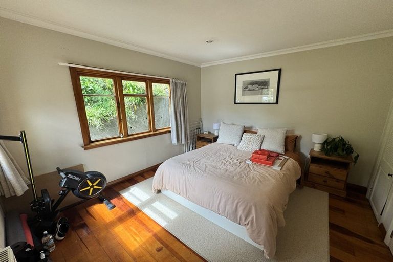 Photo of property in 111 Nevay Road, Miramar, Wellington, 6022