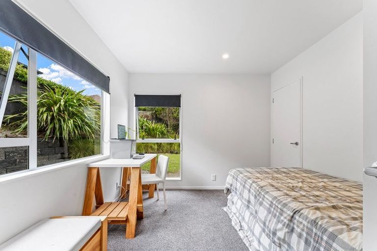 Photo of property in 121 Tauranga Place, Orewa, 0931