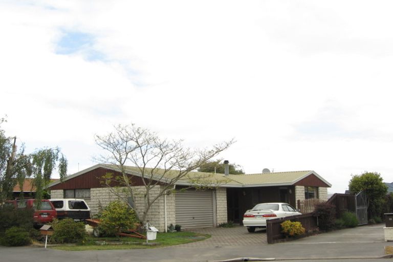 Photo of property in 17 Ludlow Place, Parklands, Christchurch, 8083