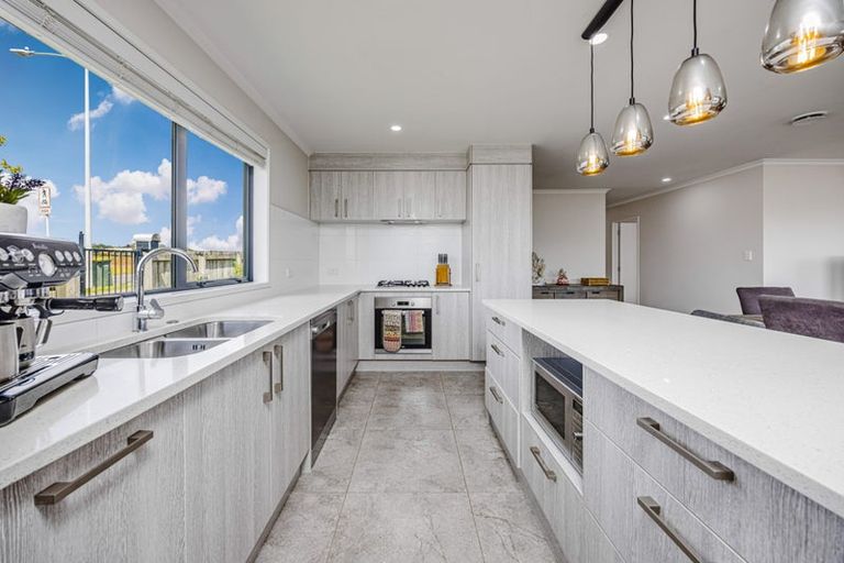 Photo of property in 39 Taepu Road, Pukekohe, 2120