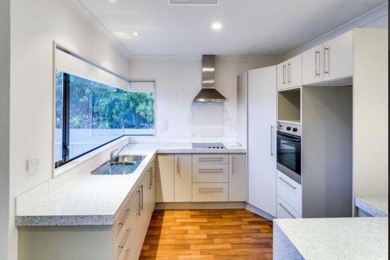 Photo of property in 142a Gloucester Street, Taradale, Napier, 4112