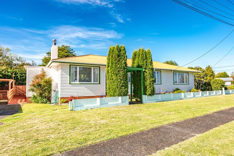 Photo of property in 323 Somme Parade, Aramoho, Whanganui, 4500