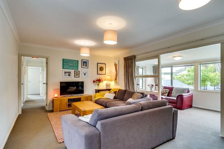 Photo of property in 6 O'dowd Road, Taradale, Napier, 4112