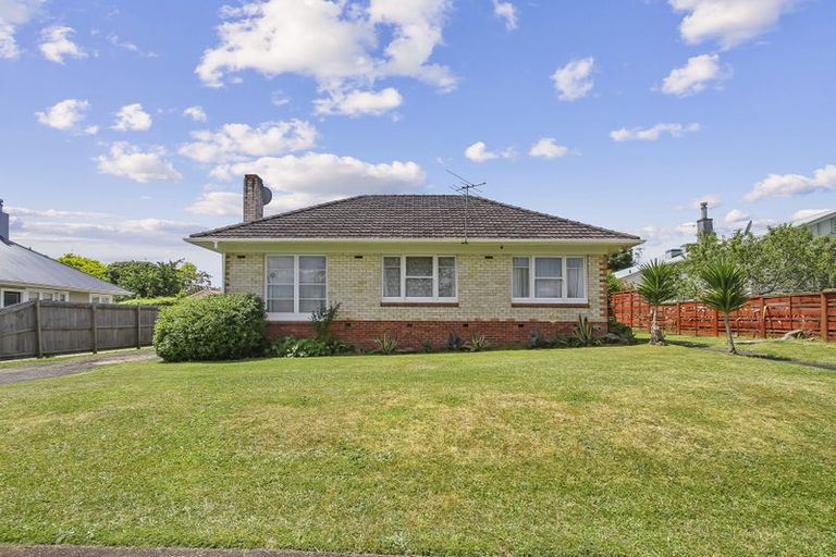 Photo of property in 36 Gibson Road, Tuakau, 2121