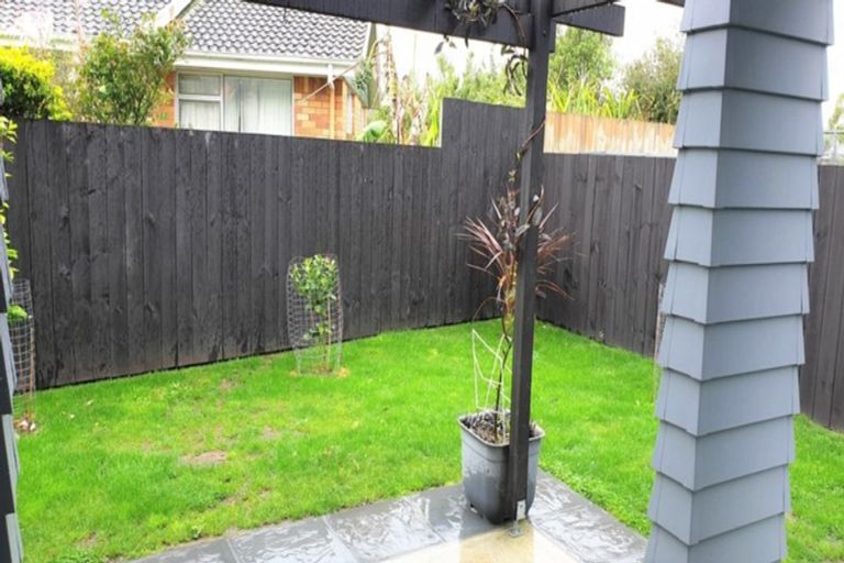 Photo of property in 11u2 Crosher Place, Silverdale, Hamilton, 3216