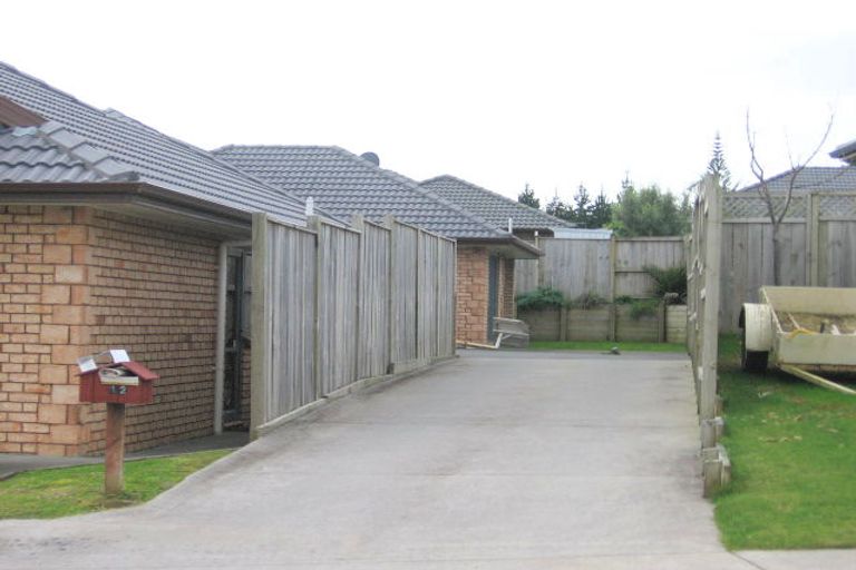 Photo of property in 12 Glastry Close, East Tamaki Heights, Auckland, 2016