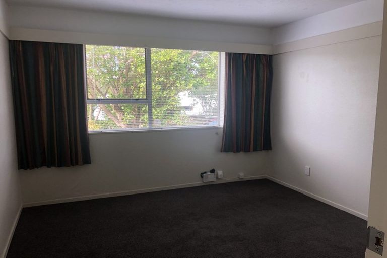 Photo of property in 3/24 Caesars Place, Churton Park, Wellington, 6037
