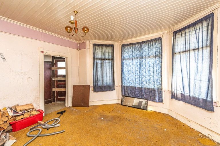 Photo of property in 25 Manuka Street, Castlecliff, Whanganui, 4501