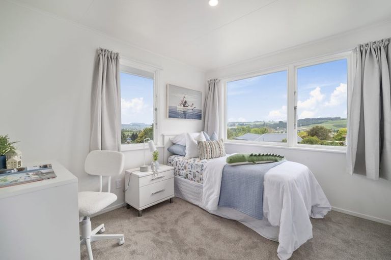 Photo of property in 56 Thomas Crescent, Western Heights, Rotorua, 3015