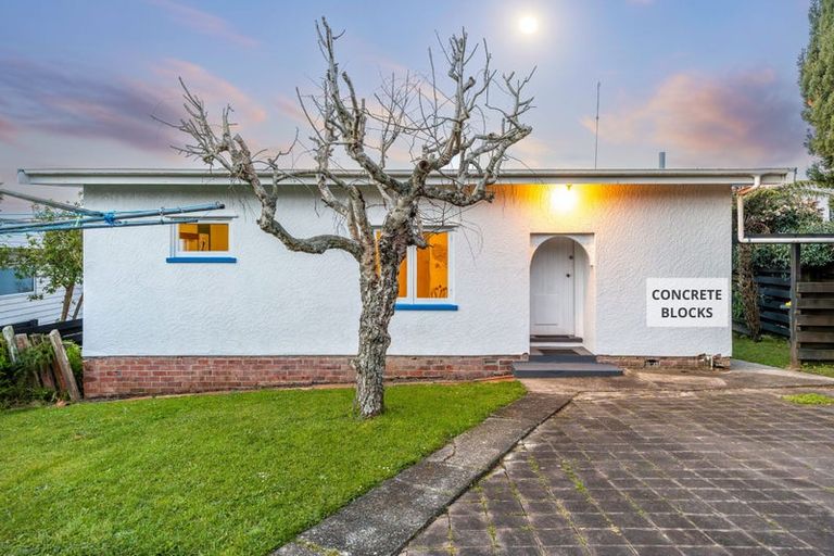 Photo of property in 2/48 Churchill Road, Murrays Bay, Auckland, 0630