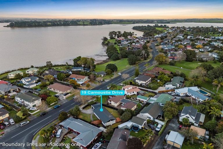 Photo of property in 19 Carnoustie Drive, Wattle Downs, Auckland, 2103