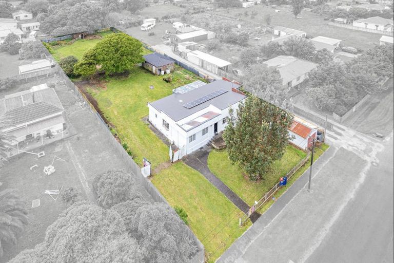 Photo of property in 40 Hussey Street, Waverley, 4510