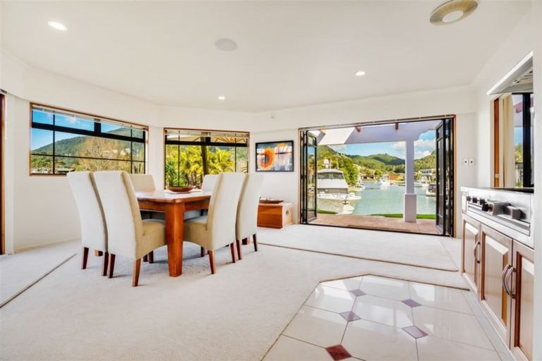 Photo of property in 601 Waterways Parade, Pauanui, Hikuai, 3579