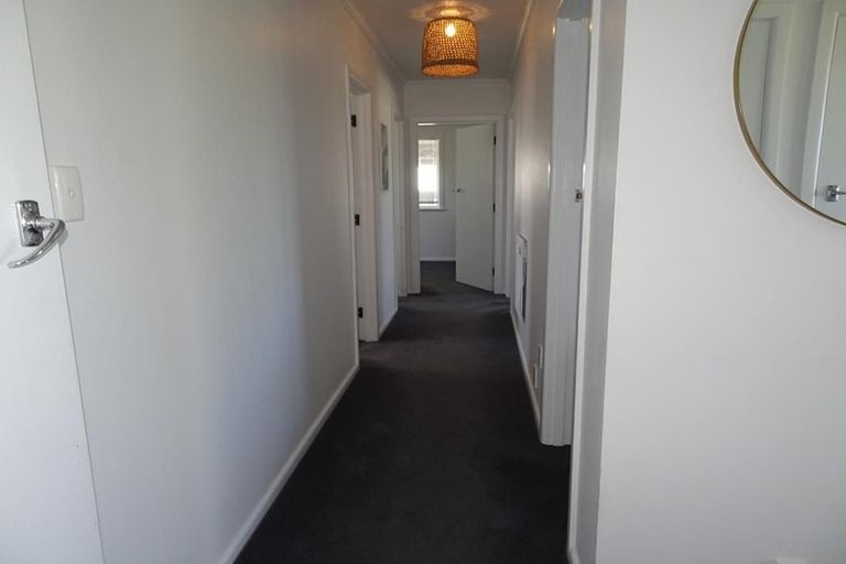 Photo of property in 9a Cornwall Road, Taradale, Napier, 4112