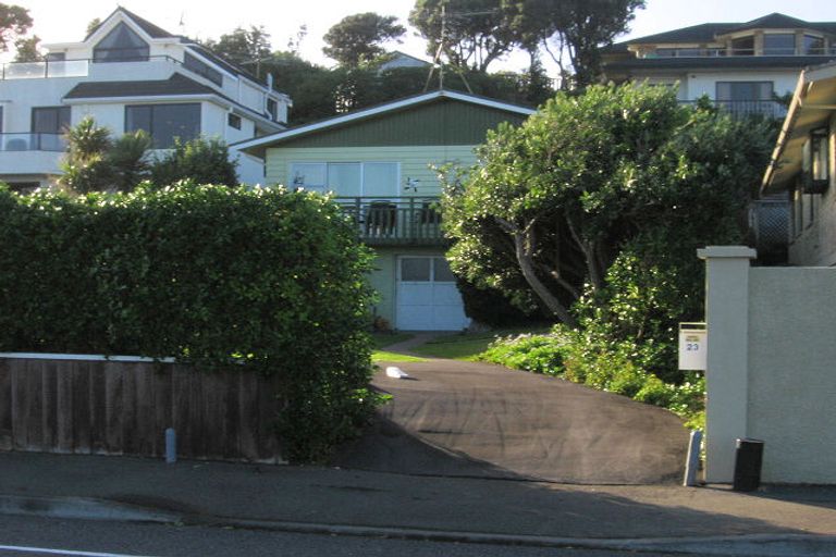 Photo of property in 23 Sunset Parade, Plimmerton, Porirua, 5026