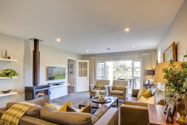 Photo of property in 95 Charles Street, Rangiora, 7400