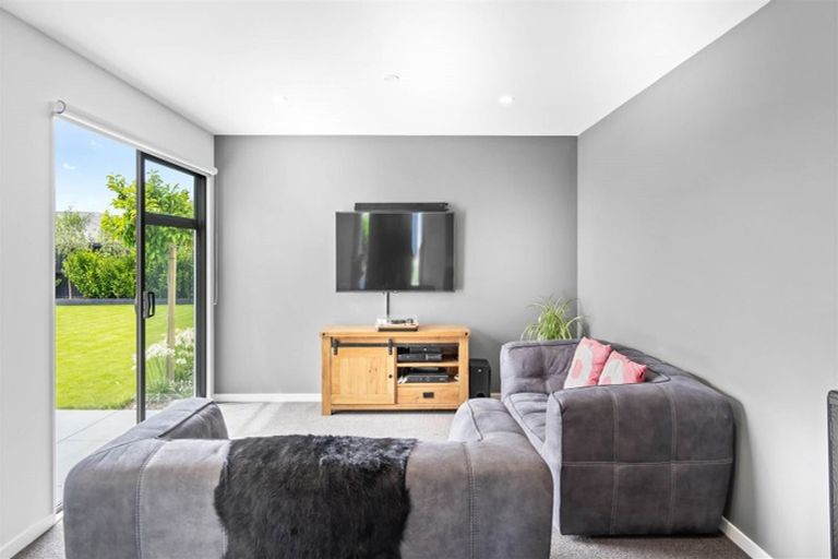 Photo of property in 17 Goldrush Lane, Rolleston, 7614