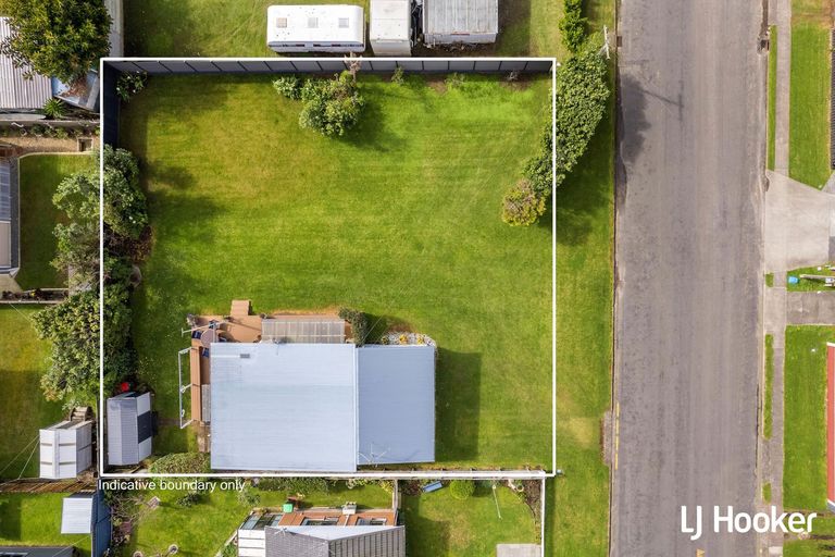 Photo of property in 10 Leo Street, Waihi Beach, 3611