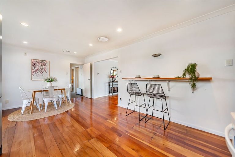 Photo of property in 21 Ngata Grove, Trentham, Upper Hutt, 5018