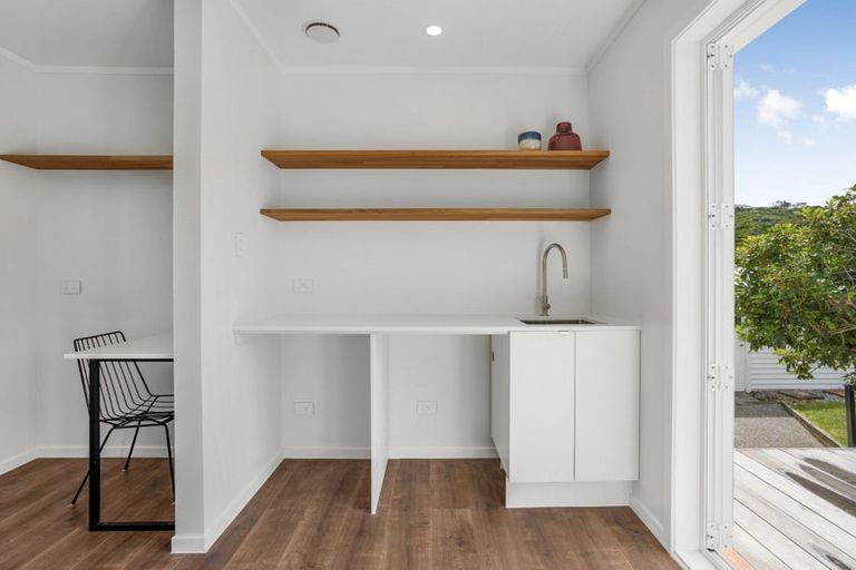 Photo of property in 20 Barberry Grove, Maungaraki, Lower Hutt, 5010