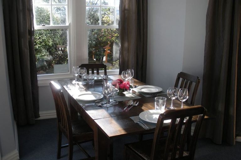 Photo of property in 8c Somerset Avenue, Newtown, Wellington, 6021
