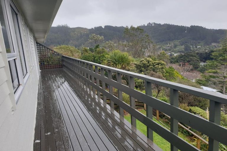 Photo of property in 7a Hobbit Lane, Pinehaven, Upper Hutt, 5371