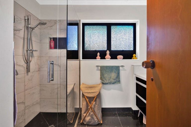 Photo of property in 1225 Egmont Road, Egmont Village, New Plymouth, 4372