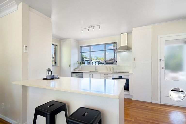 Photo of property in 1/454 Hibiscus Coast Highway, Orewa, 0931