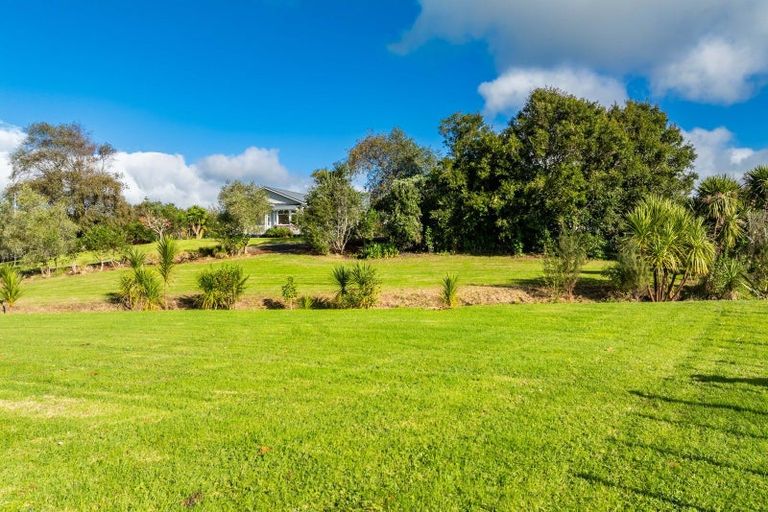 Photo of property in 171 Tara Road, Mangawhai, 0573