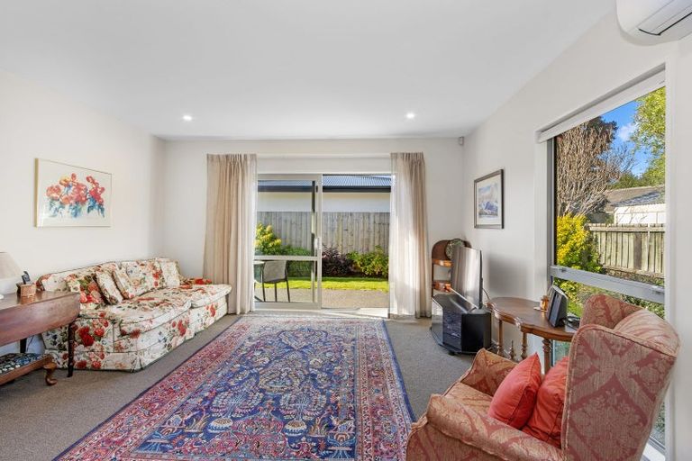 Photo of property in 2/361 Avonhead Road, Avonhead, Christchurch, 8042