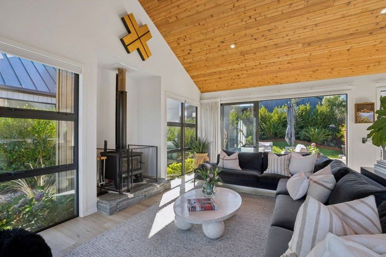 Photo of property in 4 Durness Court, Jacks Point, Queenstown, 9371