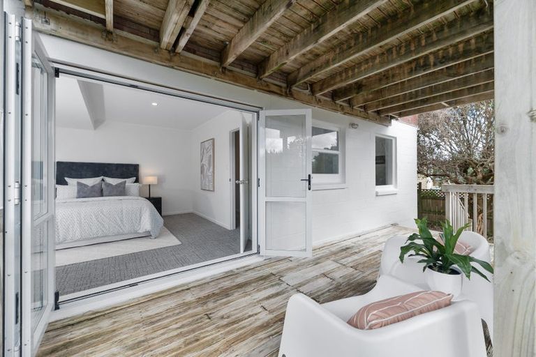 Photo of property in 3/47 East Coast Road, Milford, Auckland, 0620