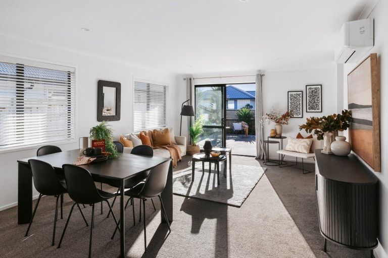 Photo of property in 27 Silver Fern Lane, Papamoa, 3118