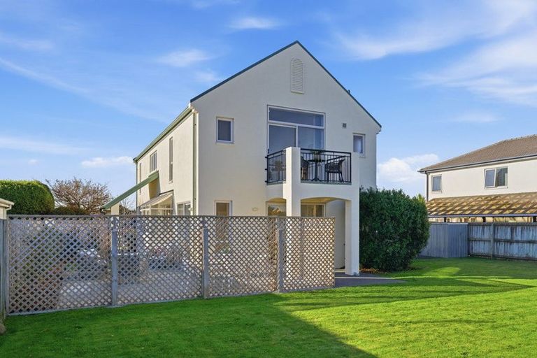 Photo of property in 49 Bibiana Street, Aidanfield, Christchurch, 8025