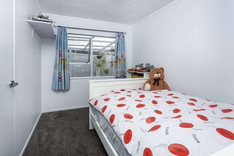 Photo of property in 1/10 Corric Hill, Torbay, Auckland, 0630