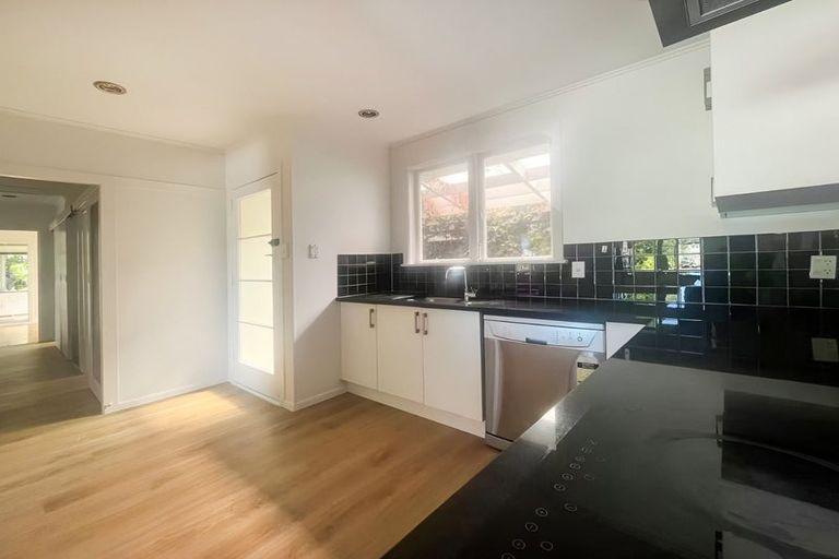 Photo of property in 174 Nile Road, Forrest Hill, Auckland, 0620