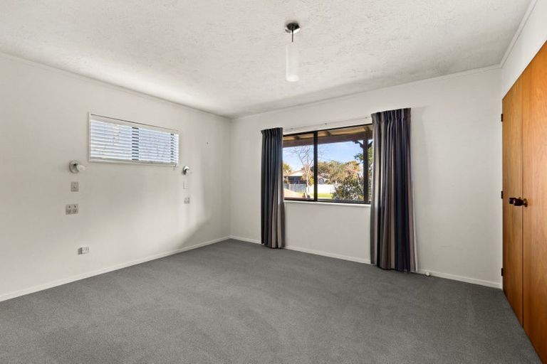 Photo of property in 16 Palmer Place, Parkvale, Hastings, 4122