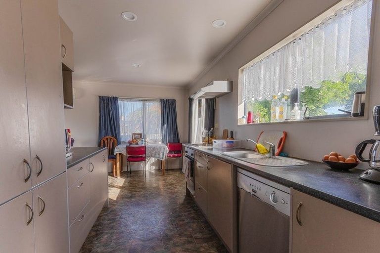 Photo of property in 49a Thatcher Street, Castlecliff, Whanganui, 4501